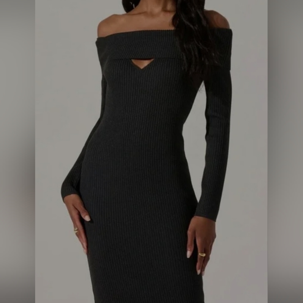 Astr the Label - Foldover Long Sleeve Sweater Dress - Small - New